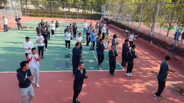 紧缺领域骨干教师专项培训-中学体育-大课间设计-学员排练2